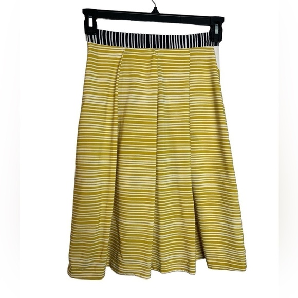 Monika Varga Milano Mustard and Blue Floral Midi Skirt Size 40 US 4 - Picture 5 of 10